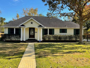 Yellow Brick Road House 1miles from Hobby Airport